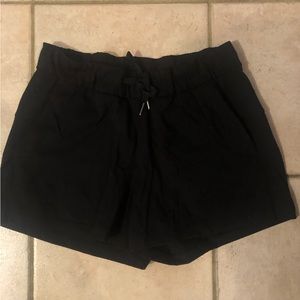 Lululemon on the fly shorts